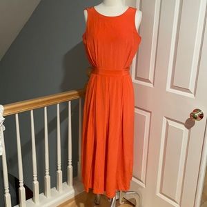 Sleeveless coral Silk Dress